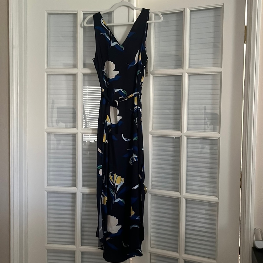Size Small A New Day navy blue floral dress. NWT